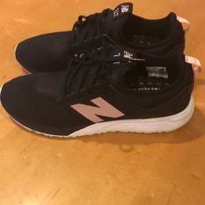 Women’s New Balance 24/7 Sneakers